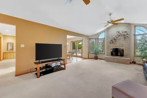 1119 Cornwallis Ln, Munster, IN 46321 photo 13