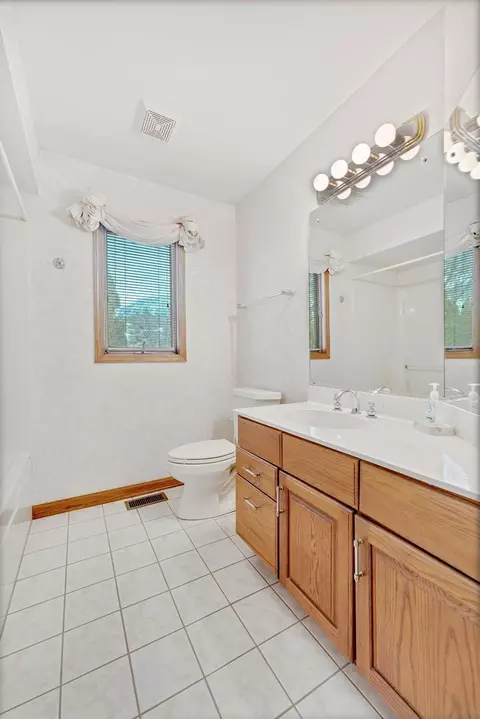 1119 Cornwallis Ln, Munster, IN 46321 photo 26