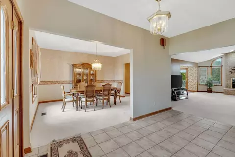 1119 Cornwallis Ln, Munster, IN 46321 photo 7