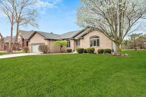 1119 Cornwallis Ln, Munster, IN 46321 photo 3