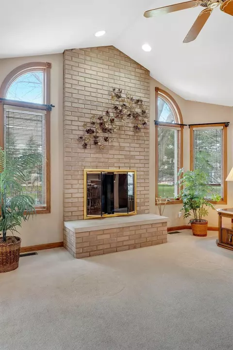 1119 Cornwallis Ln, Munster, IN 46321 photo 12