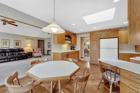 1119 Cornwallis Ln, Munster, IN 46321 photo 14