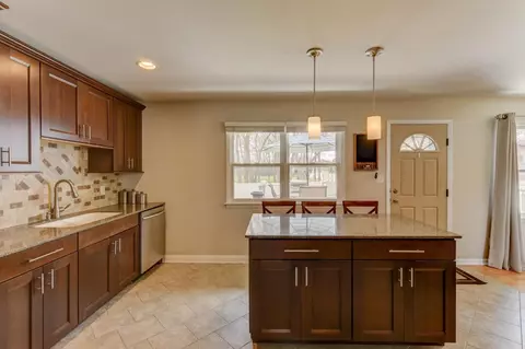 9908 Redbud Rd, Munster, IN 46321 photo 11