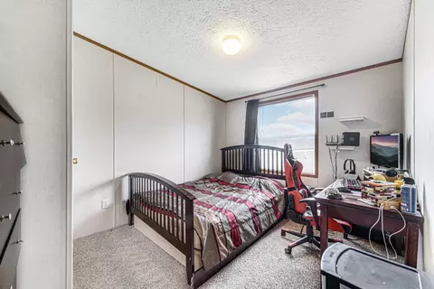 10450 Cadillac Ln, Wheatfield, IN 46392 photo 13