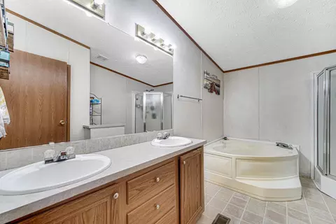 10450 Cadillac Ln, Wheatfield, IN 46392 photo 11