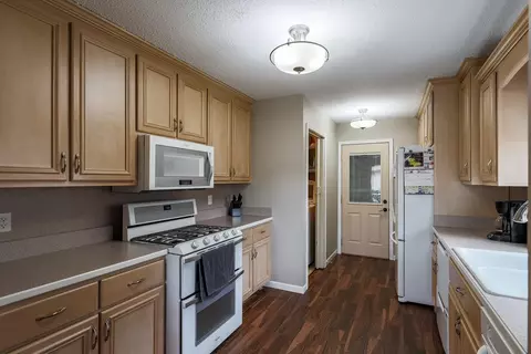 2419 Flat Rock Rd, Dyer, IN 46311 photo 7
