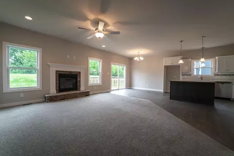 30 Elderberry Ln, Valparaiso, IN 46383 photo 6
