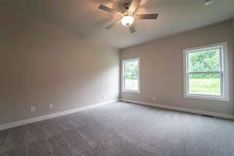 30 Elderberry Ln, Valparaiso, IN 46383 photo 14