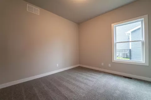 30 Elderberry Ln, Valparaiso, IN 46383 photo 15