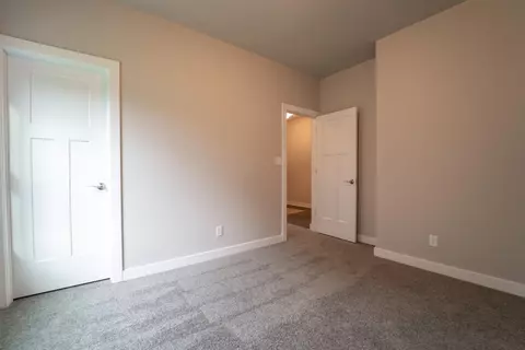 30 Elderberry Ln, Valparaiso, IN 46383 photo 16