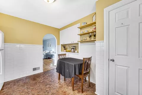 8050 Harrison Ave, Munster, IN 46321 photo 6