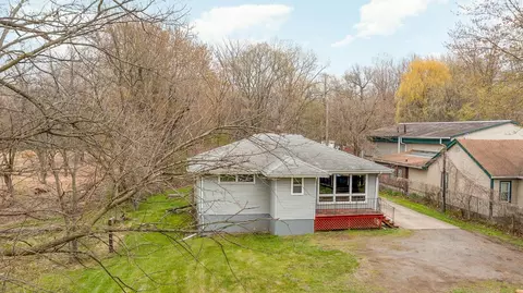 3621 Burr St, Gary, IN 46408 photo 4