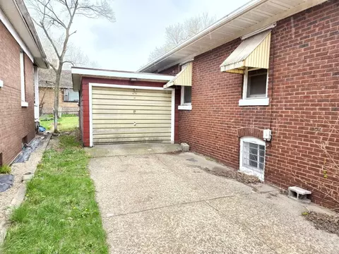 237 W 37th Ave, Gary, IN 46408 photo 19