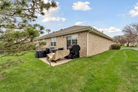 935 Easy St #B, Crown Point, IN 46307 photo 6
