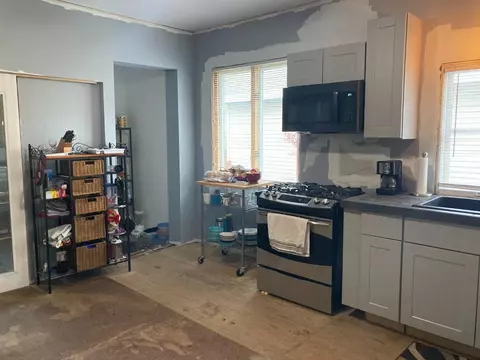 1319 Davis Ave, Whiting, IN 46394 photo 13