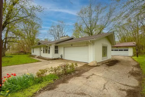 2340 Colfax St, Gary, IN 46406 photo 3