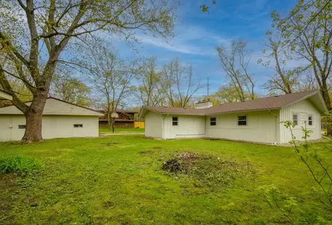 2340 Colfax St, Gary, IN 46406 photo 5