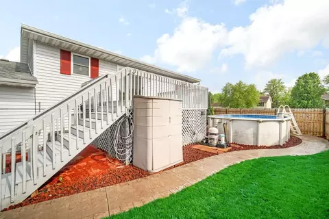 511 Dakota Dr, Lowell, IN 46356 photo 23