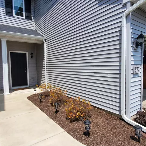 890 Meadowbrook Dr, Lowell, IN 46356 photo 2