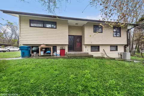 7719 Maple Ave, Gary, IN 46403 photo 1