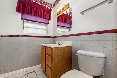 8547 Monfort Dr, Saint John, IN 46373 photo 10