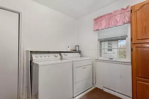 8547 Monfort Dr, Saint John, IN 46373 photo 13