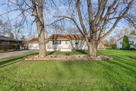 8547 Monfort Dr, Saint John, IN 46373 photo 17