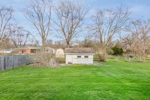8547 Monfort Dr, Saint John, IN 46373 photo 18