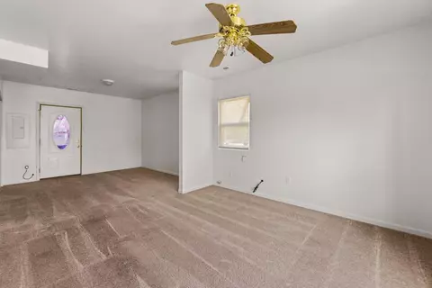 324 S Hamilton St, Gary, IN 46403 photo 2