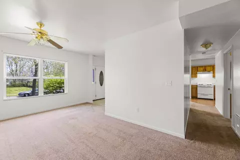 324 S Hamilton St, Gary, IN 46403 photo 4