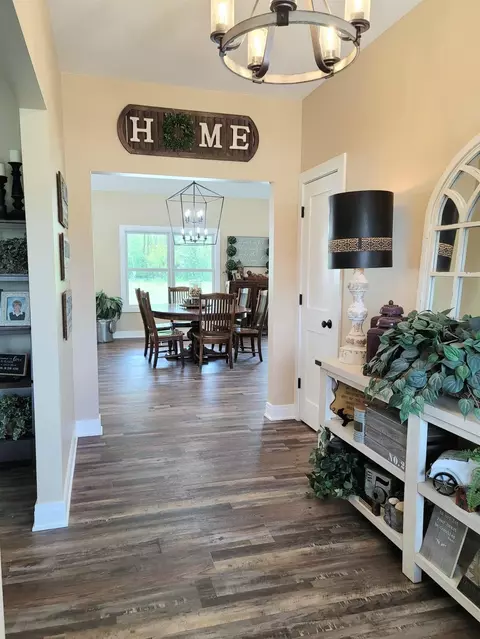6595 Blackthorn Dr, De Motte, IN 46310 photo 5