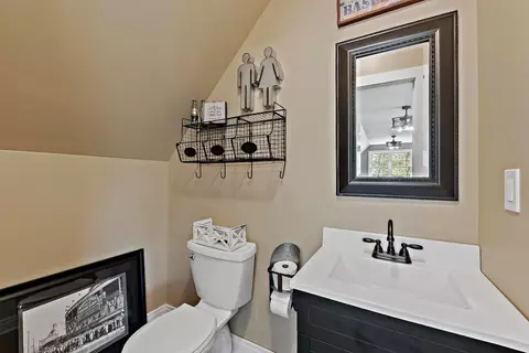 6595 Blackthorn Dr, De Motte, IN 46310 photo 21