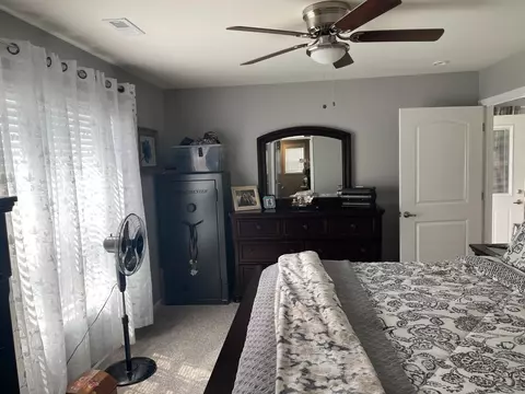 543 Blackstone Ct, Kouts, IN 46347 photo 9