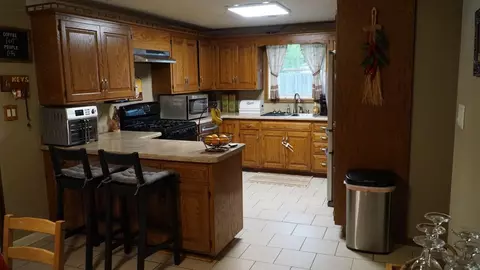 2204 Elm St, Griffith, IN 46319 photo 12