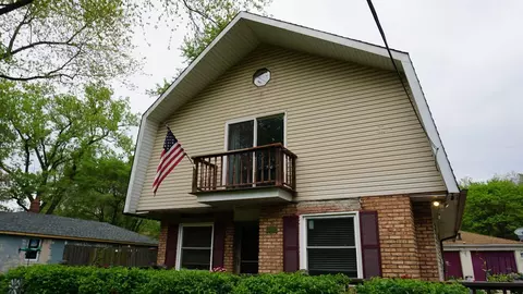 2204 Elm St, Griffith, IN 46319 photo 3