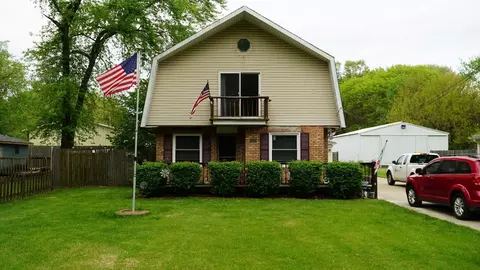 2204 Elm St, Griffith, IN 46319 photo 1