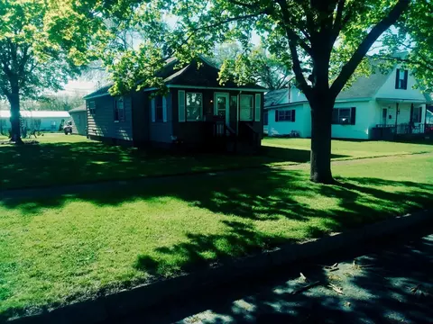 403 Shield St, Knox, IN 46534 photo 16