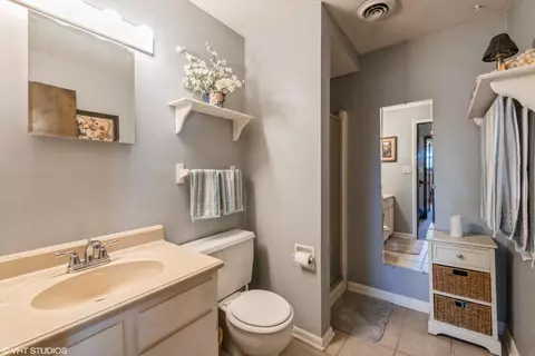 567 Evergreen Ln, Munster, IN 46321 photo 14