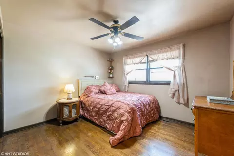 567 Evergreen Ln, Munster, IN 46321 photo 7
