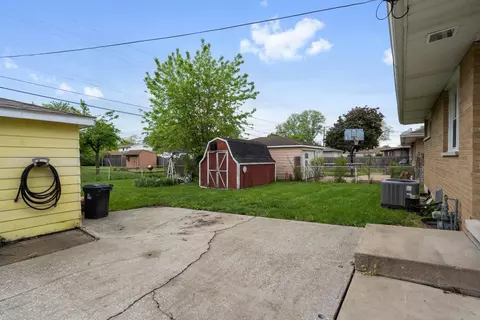 736 N Jay St, Griffith, IN 46319 photo 13