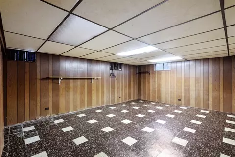 736 N Jay St, Griffith, IN 46319 photo 11