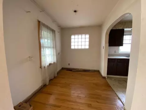 1437 Warwick Ave, Whiting, IN 46394 photo 6