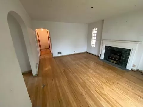 1437 Warwick Ave, Whiting, IN 46394 photo 3