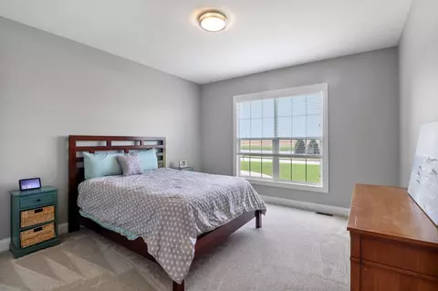 383 E Augustine Dr, Valparaiso, IN 46383 photo 14