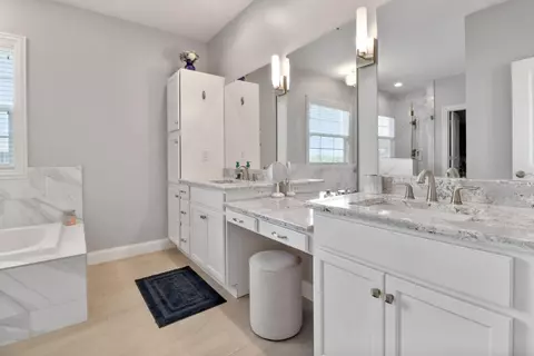 383 E Augustine Dr, Valparaiso, IN 46383 photo 12