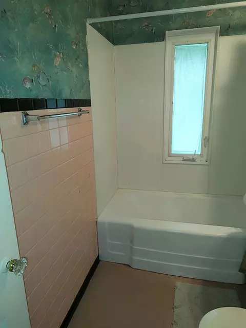 7410 Locust Ave, Gary, IN 46403 photo 13