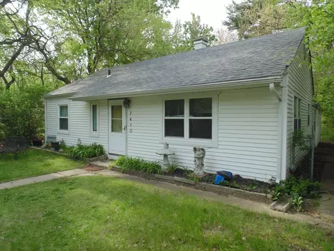 7410 Locust Ave, Gary, IN 46403 photo 2