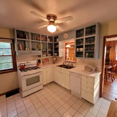 7430 Locust Ave, Gary, IN 46403 photo 16