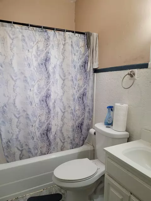 1715 Ellsworth St, Gary, IN 46404 photo 11