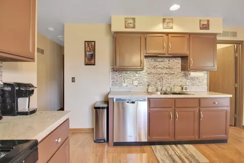 1544 Autumn Dr, Crown Point, IN 46307 photo 5